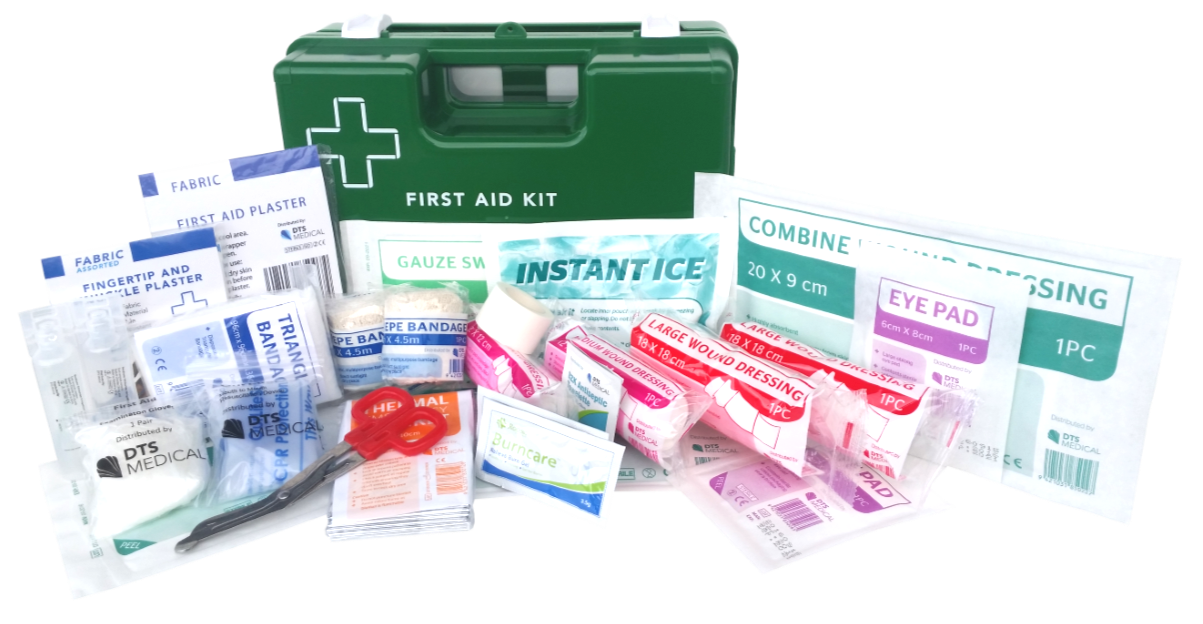 FS259 FIRST AID NEAREST BOX LOCATED AT SIGN SITUATED MEDICAL SICKNESS PLASTERS 